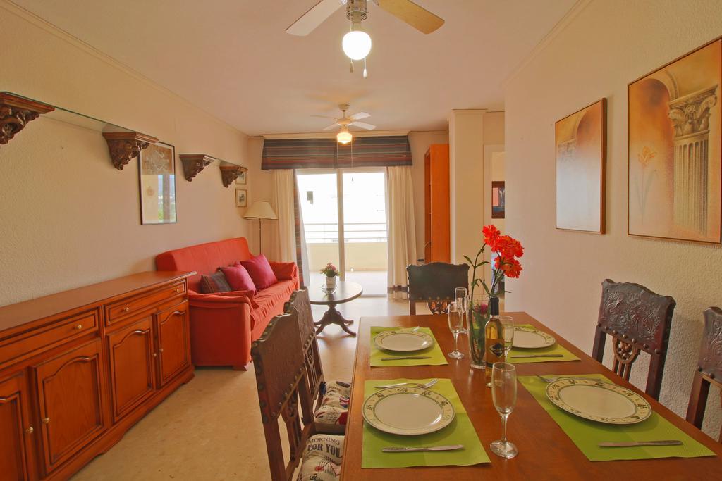 Holiday Apartment Penyasol Calpe Bagian luar foto