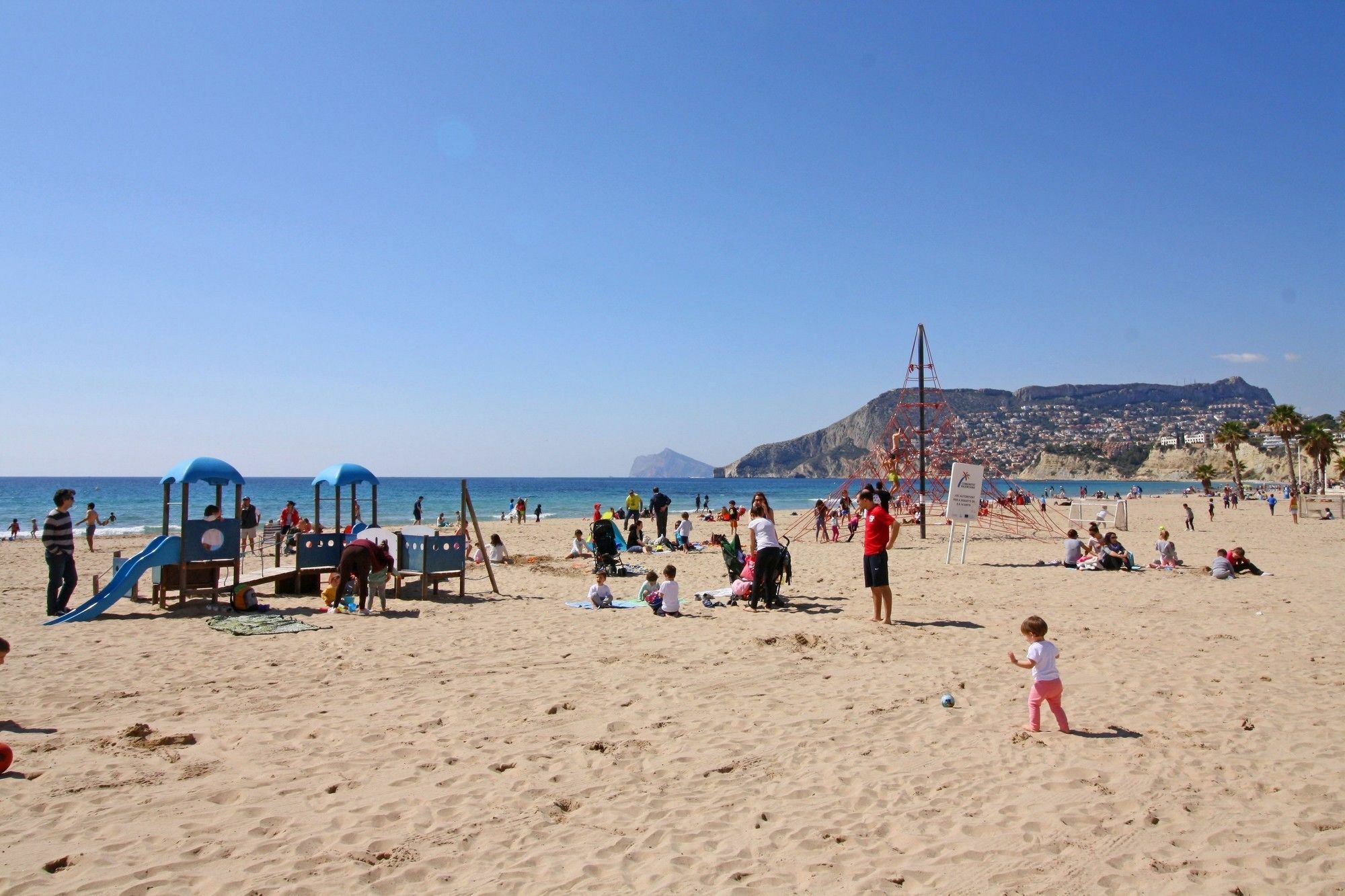 Holiday Apartment Penyasol Calpe Bagian luar foto