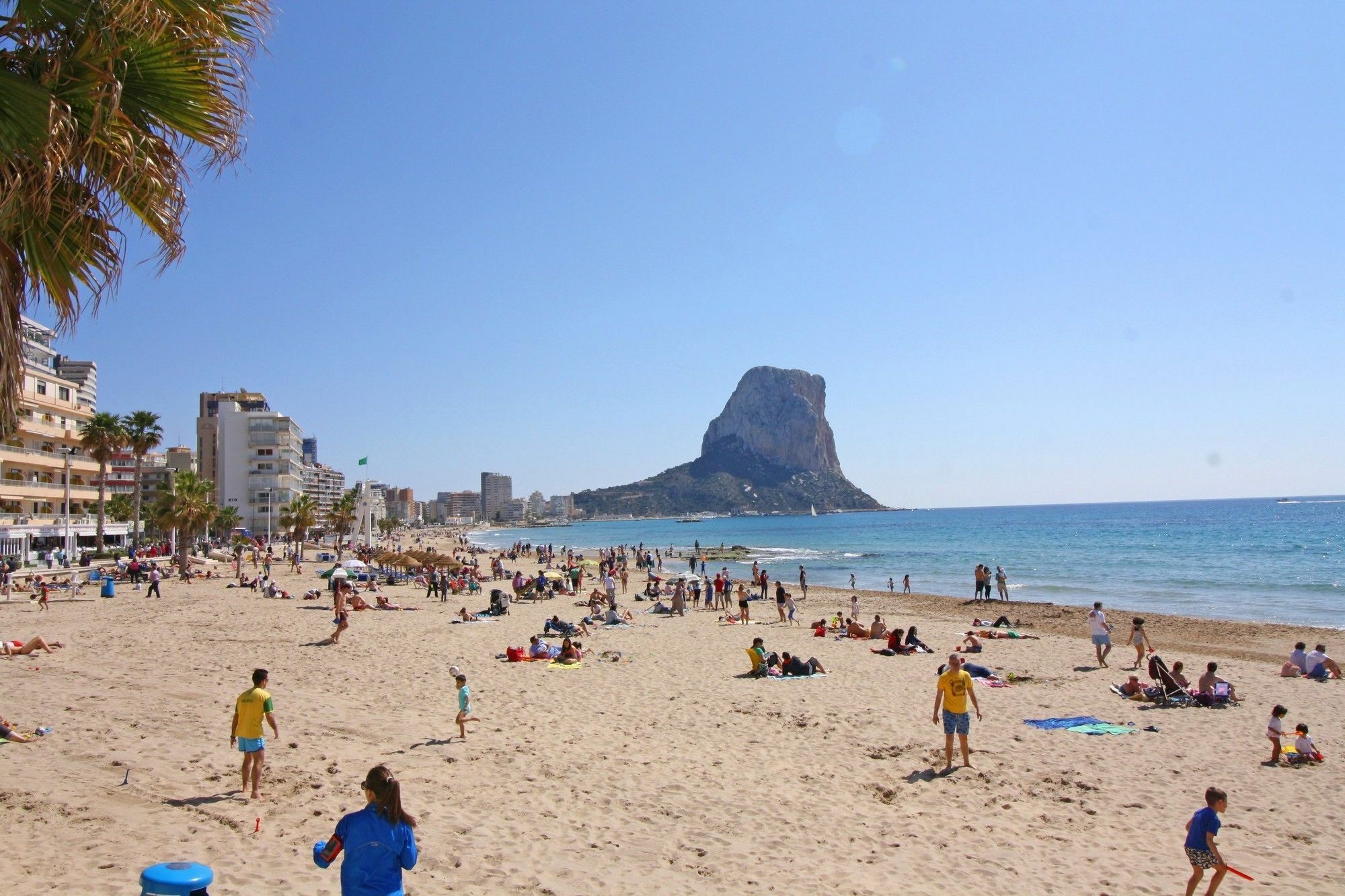 Holiday Apartment Penyasol Calpe Bagian luar foto